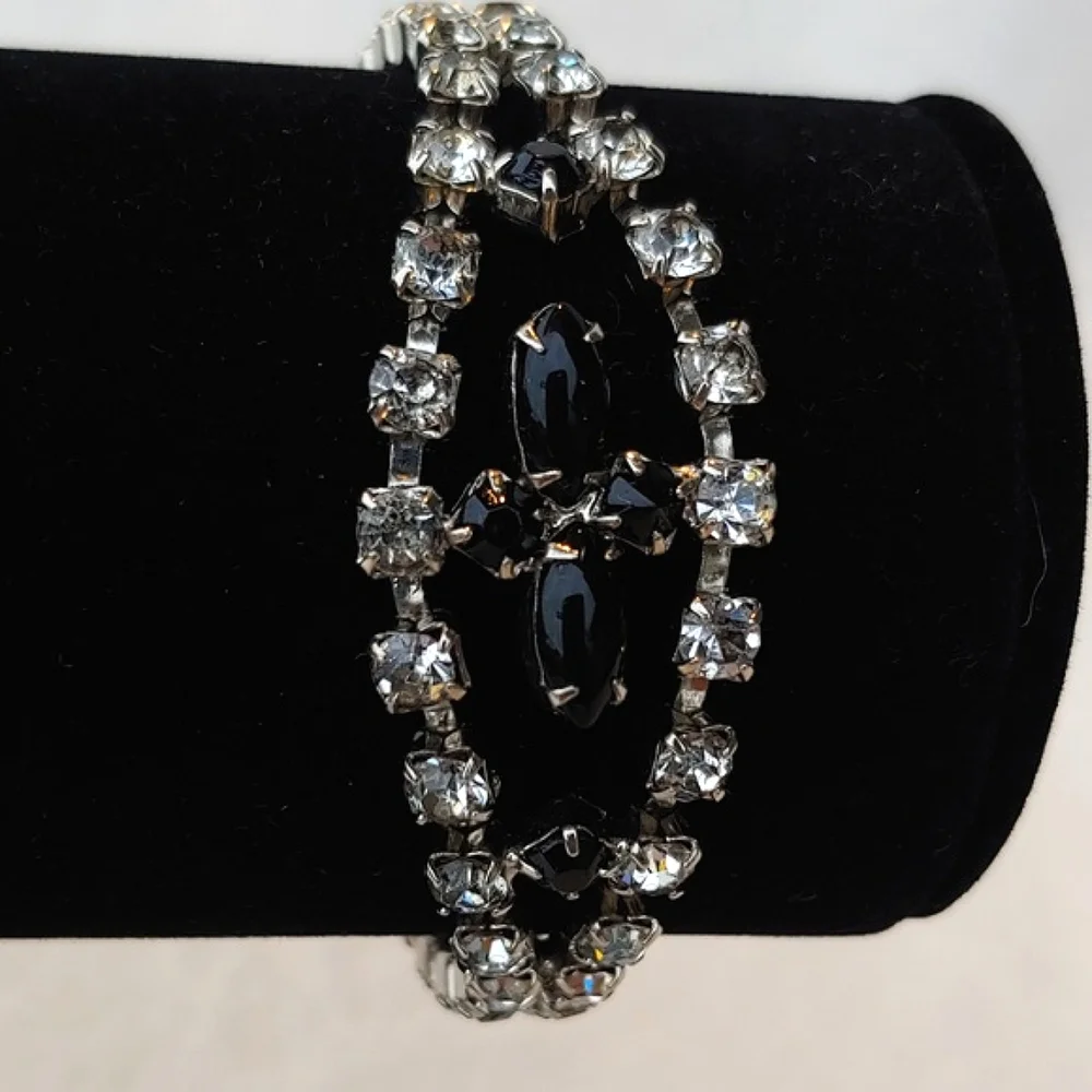 Stylish Formal Wear Rhinestone Women's Bracelet in Black Silver, 7 Inches - Picture 1 of 14